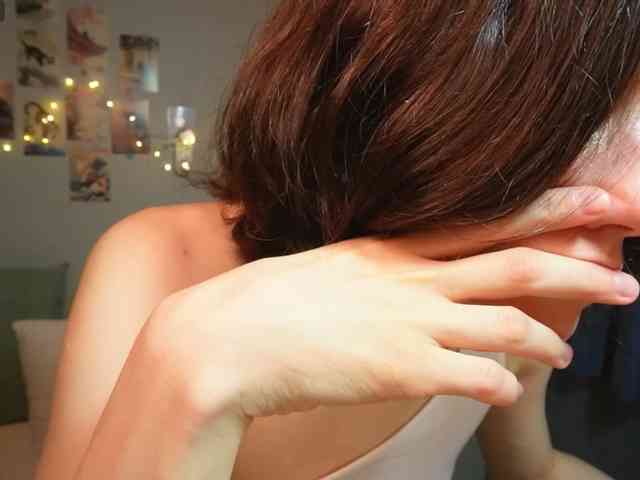AlicePurring webcam