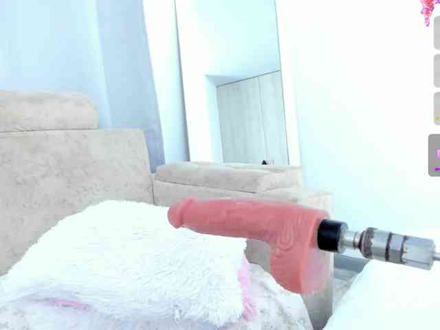 online live sex show Miafisher
