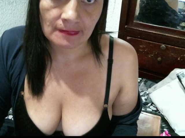 fierywoman webcam bongacams model stream image