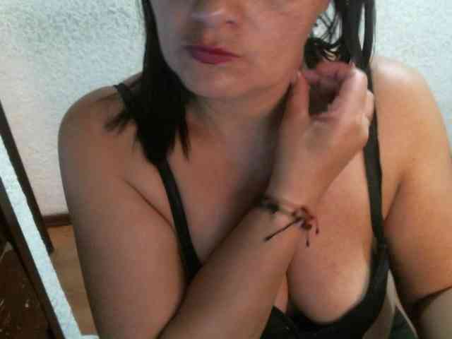 fierywoman webcam