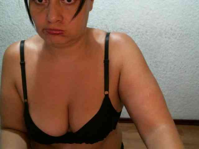 fierywoman webcam