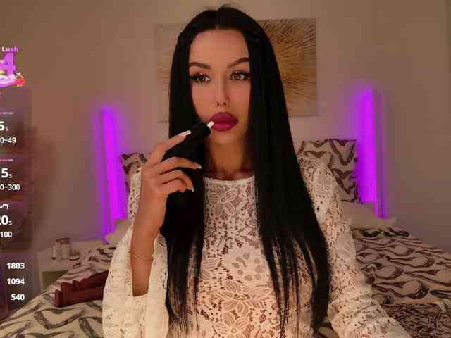 miaXmoon