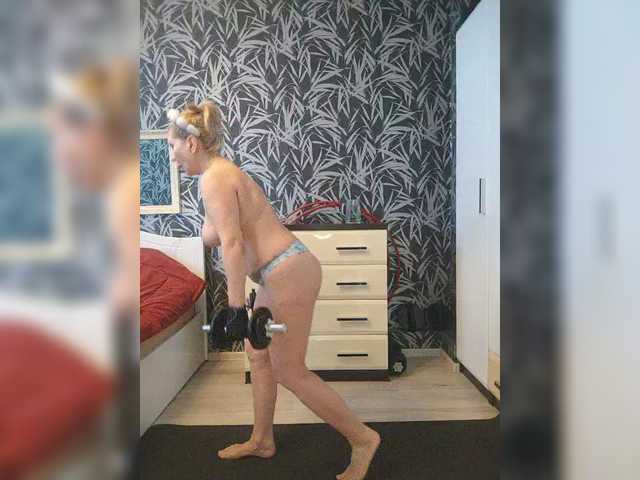 Katriona's BongaCams show and profile