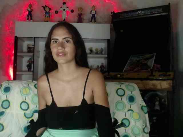 hornybulma webcam
