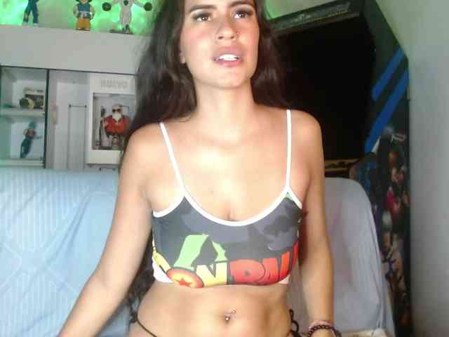 hornybulma webcam