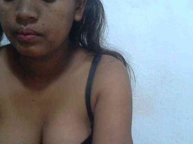 Lolahshow webcam