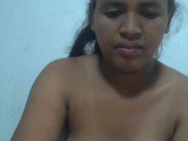 Lolahshow webcam