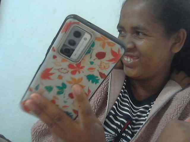 Lolahshow webcam