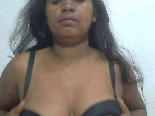 Lolahshow webcam