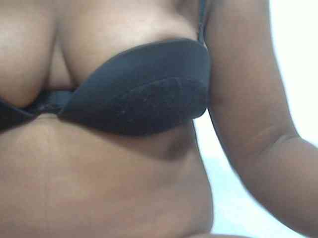 Lolahshow webcam