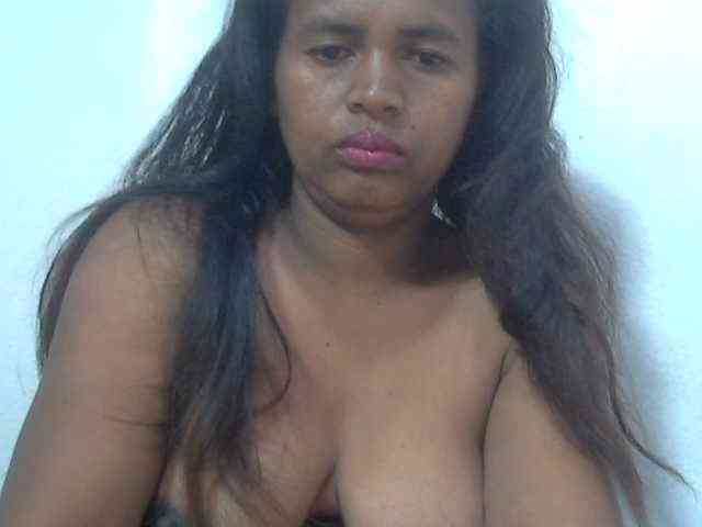 Lolahshow webcam