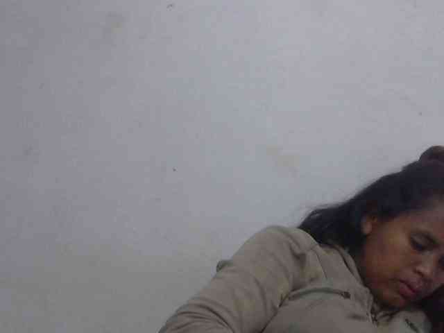 Lolahshow webcam