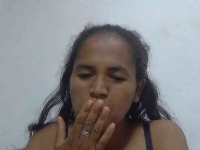 Lolahshow webcam