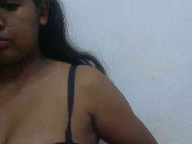 Lolahshow webcam