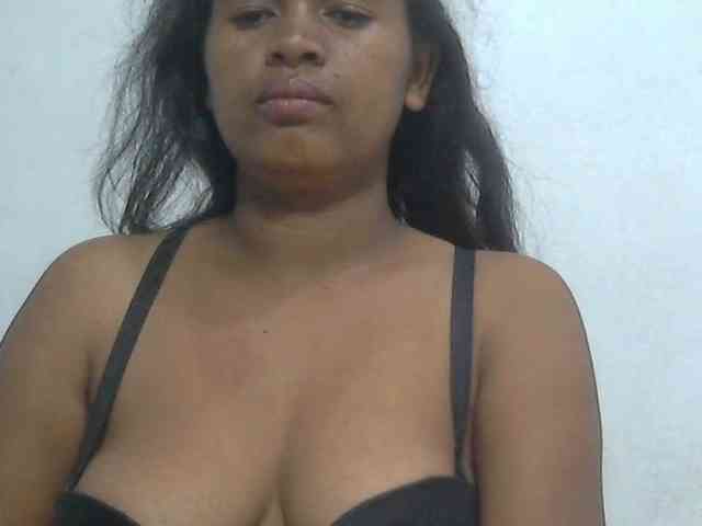 Lolahshow webcam