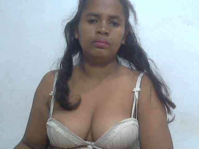 Lolahshow webcam