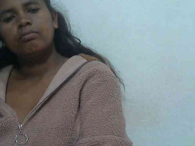 Lolahshow webcam