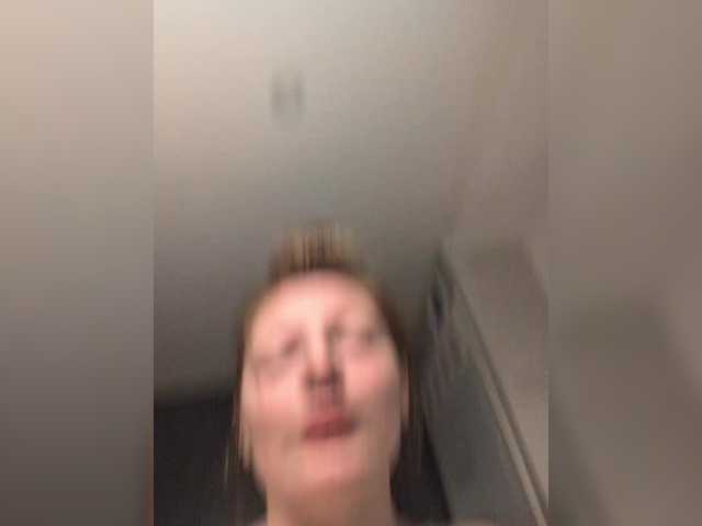 Zlatalata's BongaCams show and profile