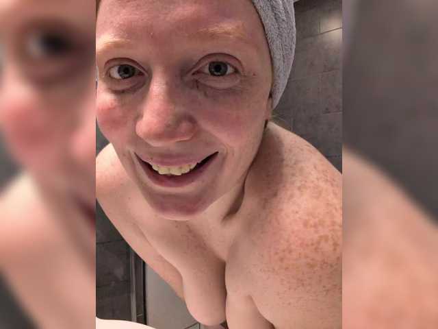 Zlatalata's BongaCams show and profile