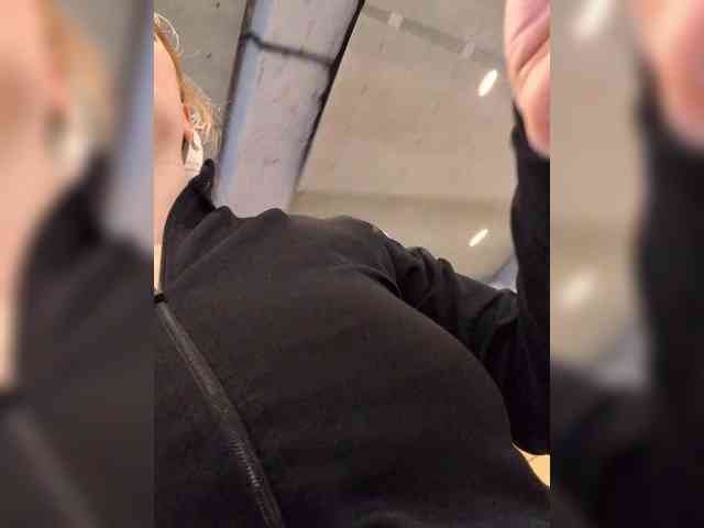 striptease nude Zlatalata