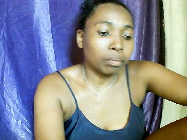 rasoaidah Live Cam on BongaCams