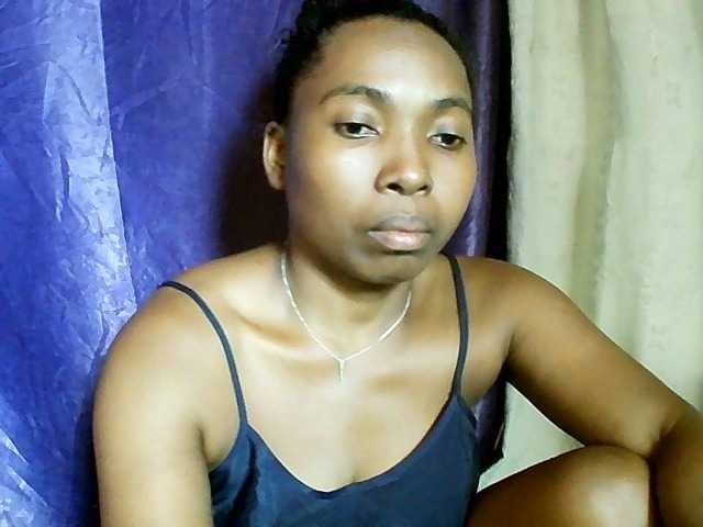 rasoaidah Live Cam on BongaCams