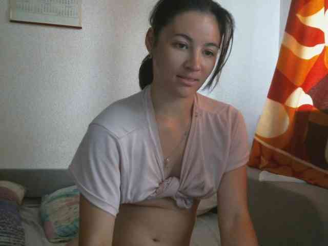 Prettybella7 webcam