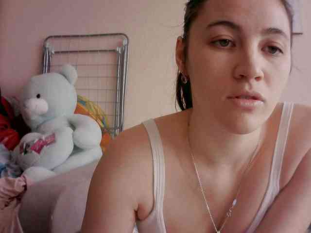 Prettybella7 webcam