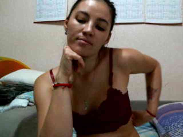 Prettybella7 webcam