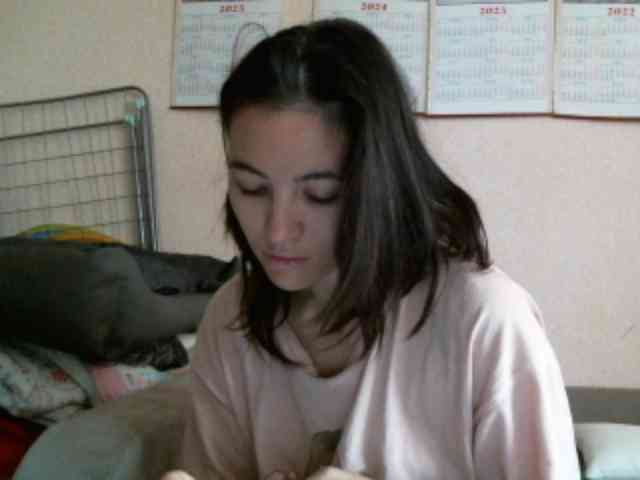 Prettybella7 webcam