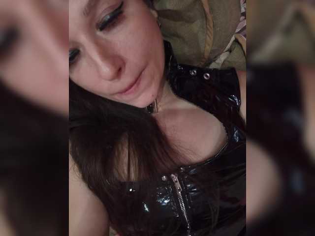 Mussypussy222 live cam