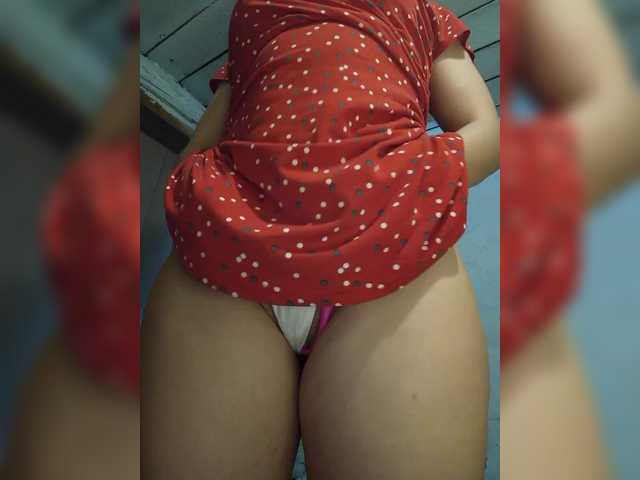 Mussypussy222's BongaCams show and profile