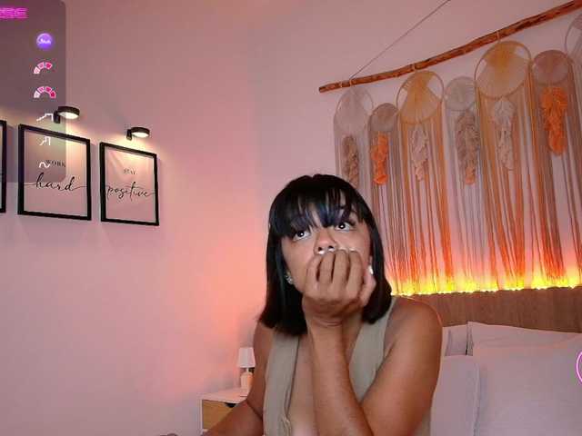 EvyOwens's BongaCams show and profile