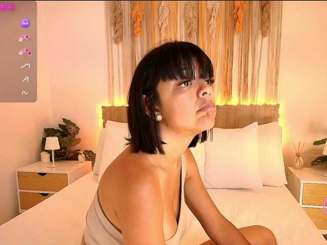 EvyOwens live cam profile