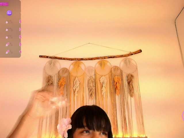 EvyOwens's BongaCams show and profile