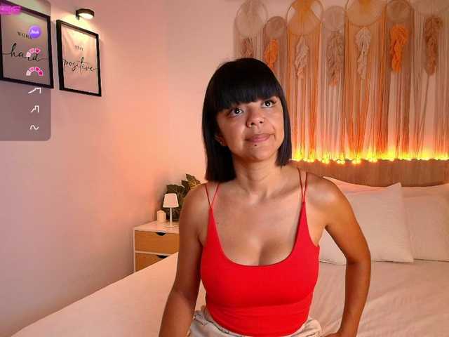 EvyOwens's BongaCams show and profile