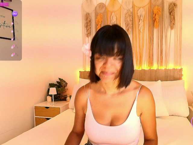 EvyOwens's BongaCams show and profile