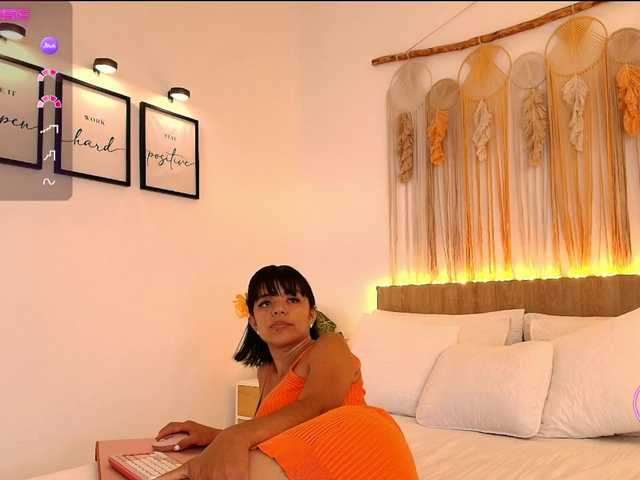 EvyOwens's BongaCams show and profile