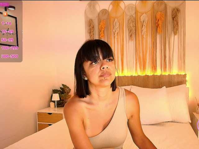 EvyOwens live cam profile