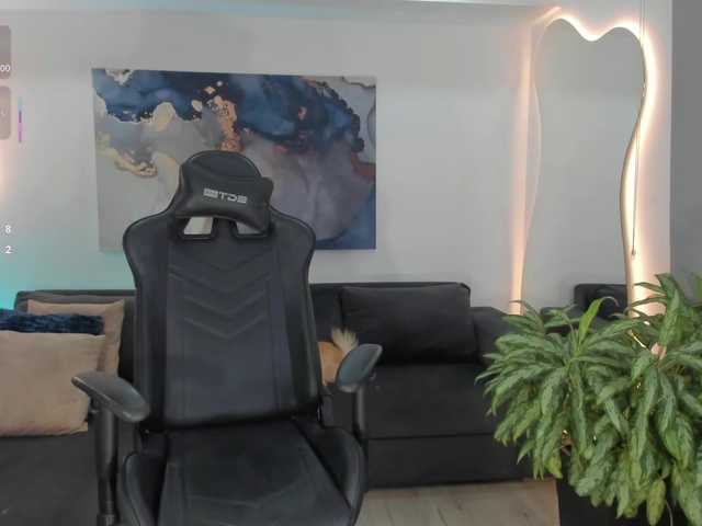 ChloeManson's BongaCams show and profile