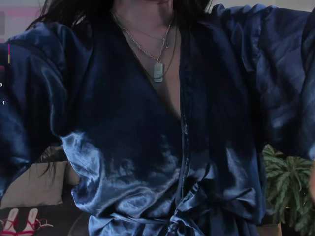 ChloeManson's BongaCams show and profile