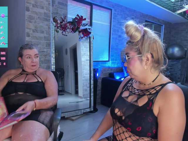 mature-younga live cam