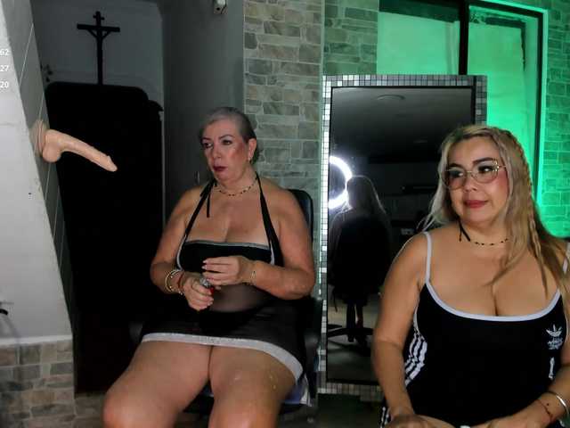 mature-younga webcam