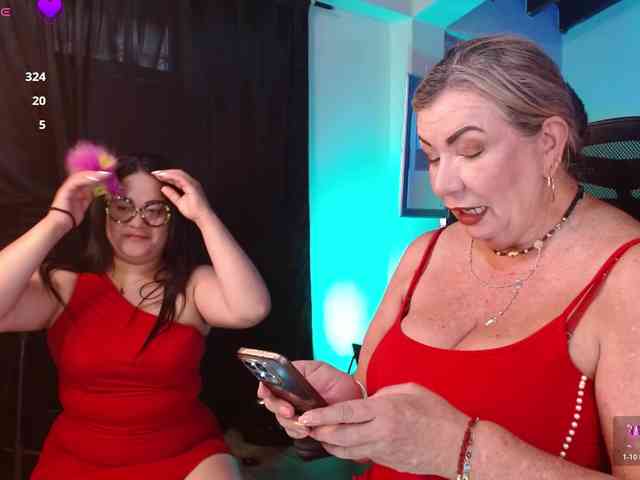 mature-younga webcam