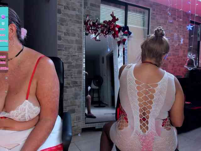 mature-younga mature-younga