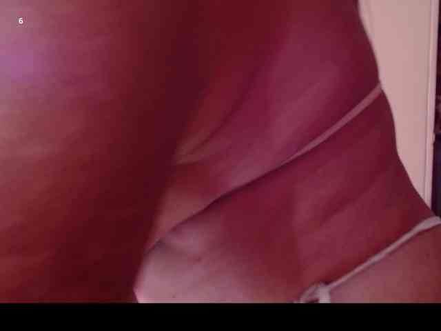 mature-younga webcam