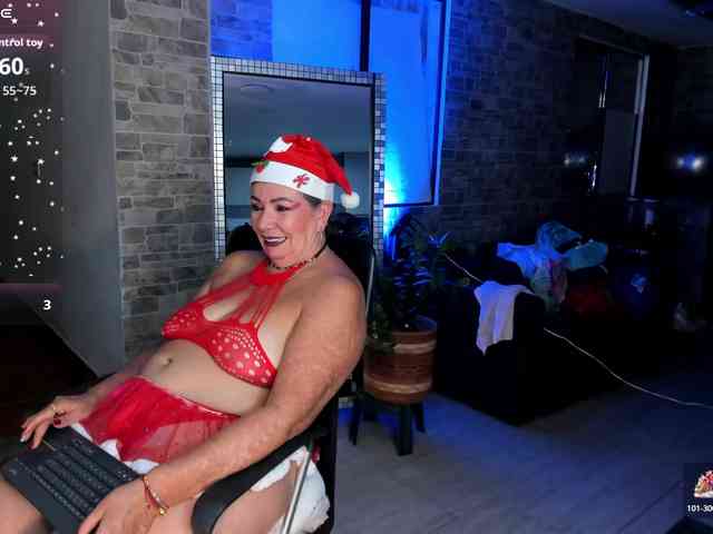 mature-younga webcam