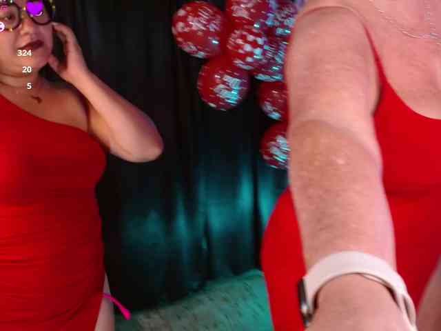 mature-younga webcam