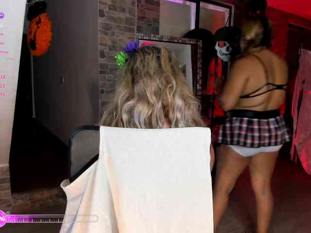 mature-younga webcam