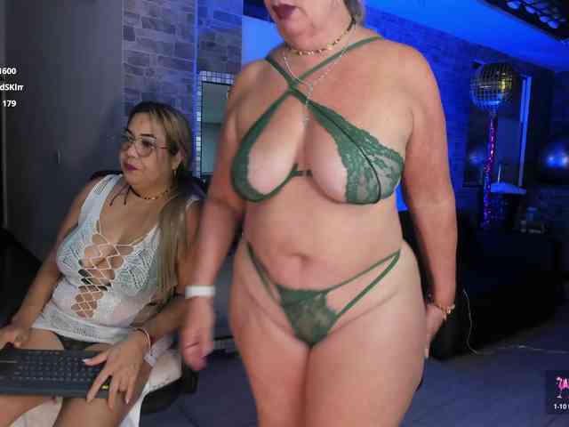 mature-younga mature-younga